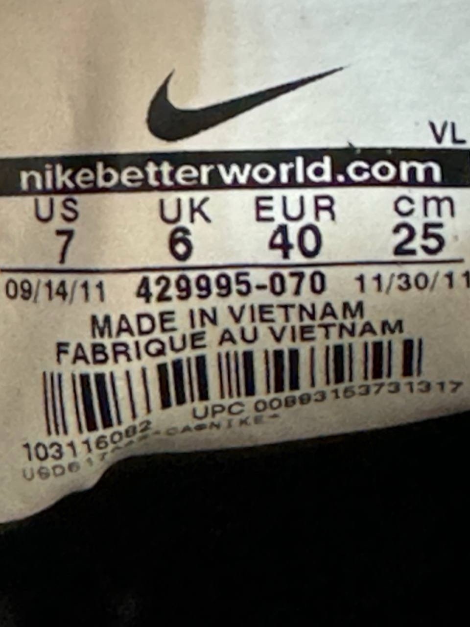 7698837