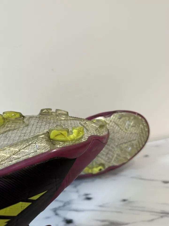 6973704