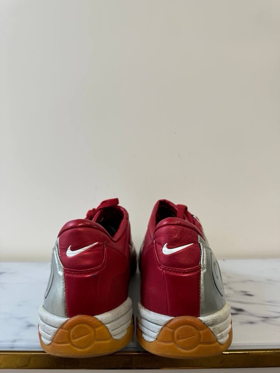 7698829
