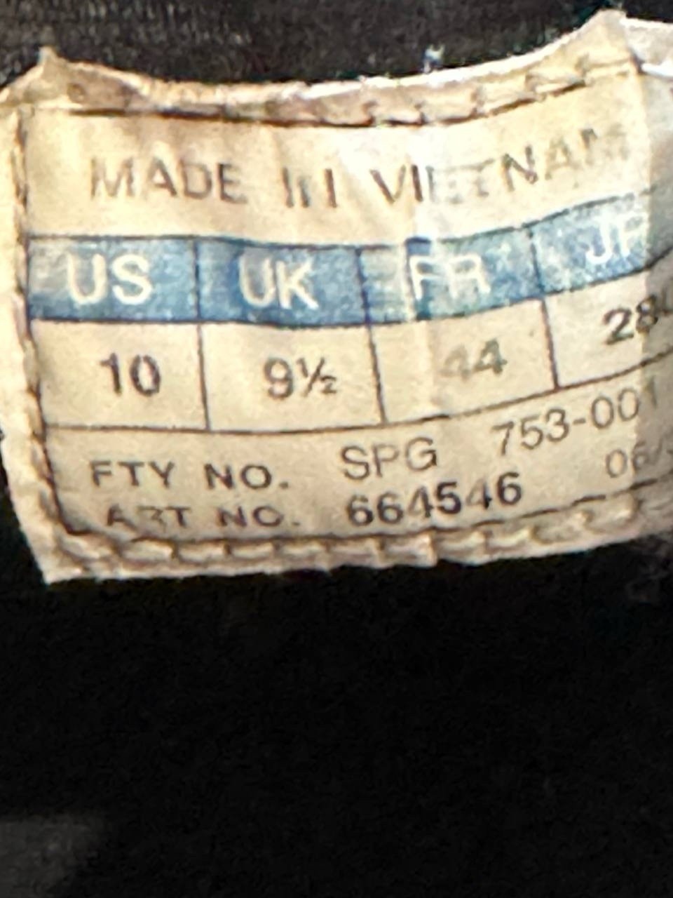 7699076