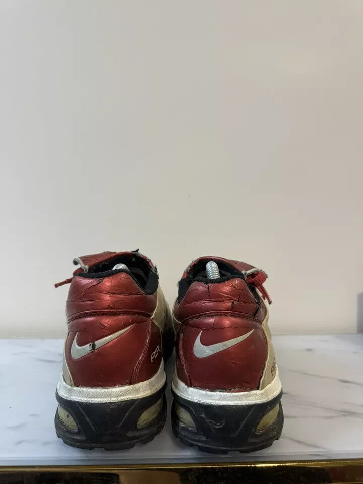 6973822