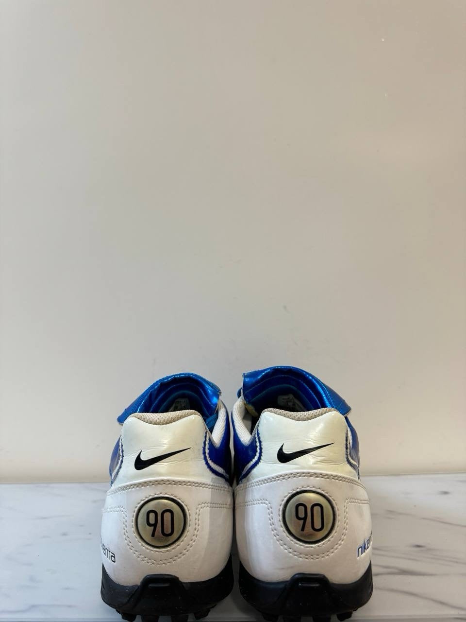 6973928