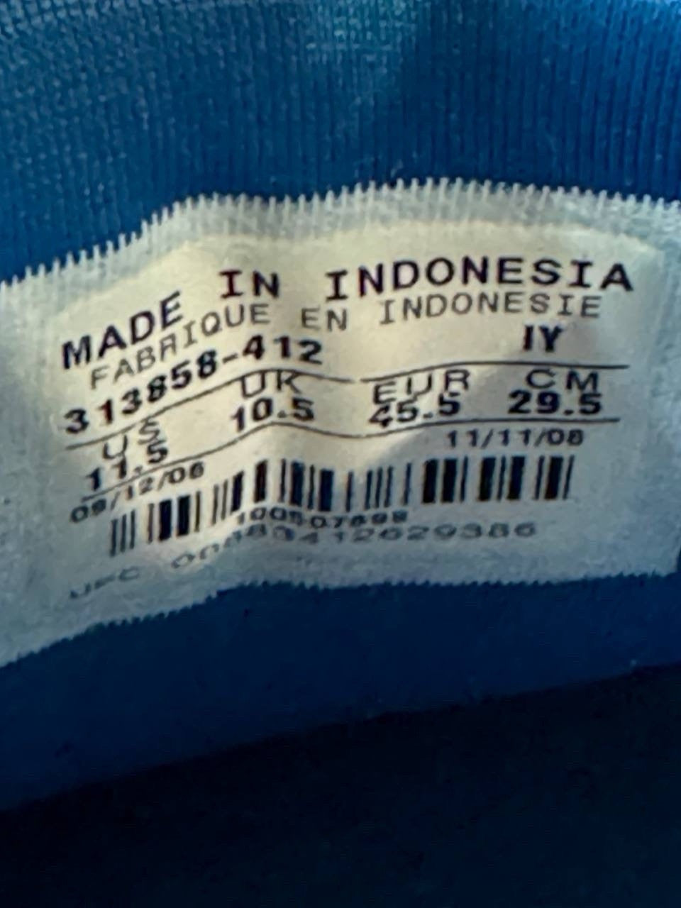 6973928