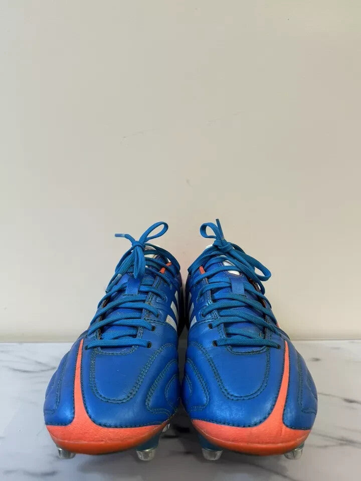 6973825