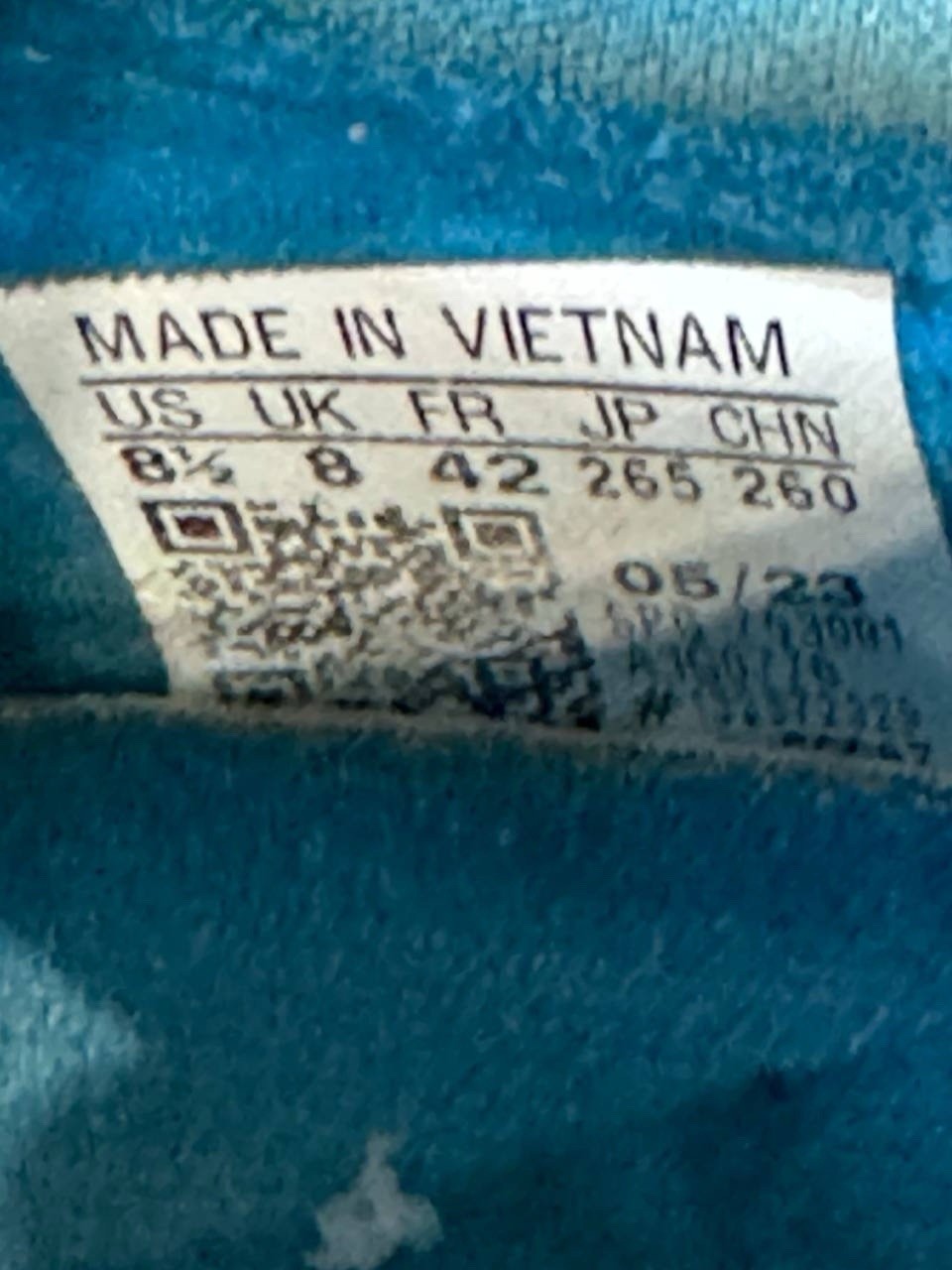 7699085