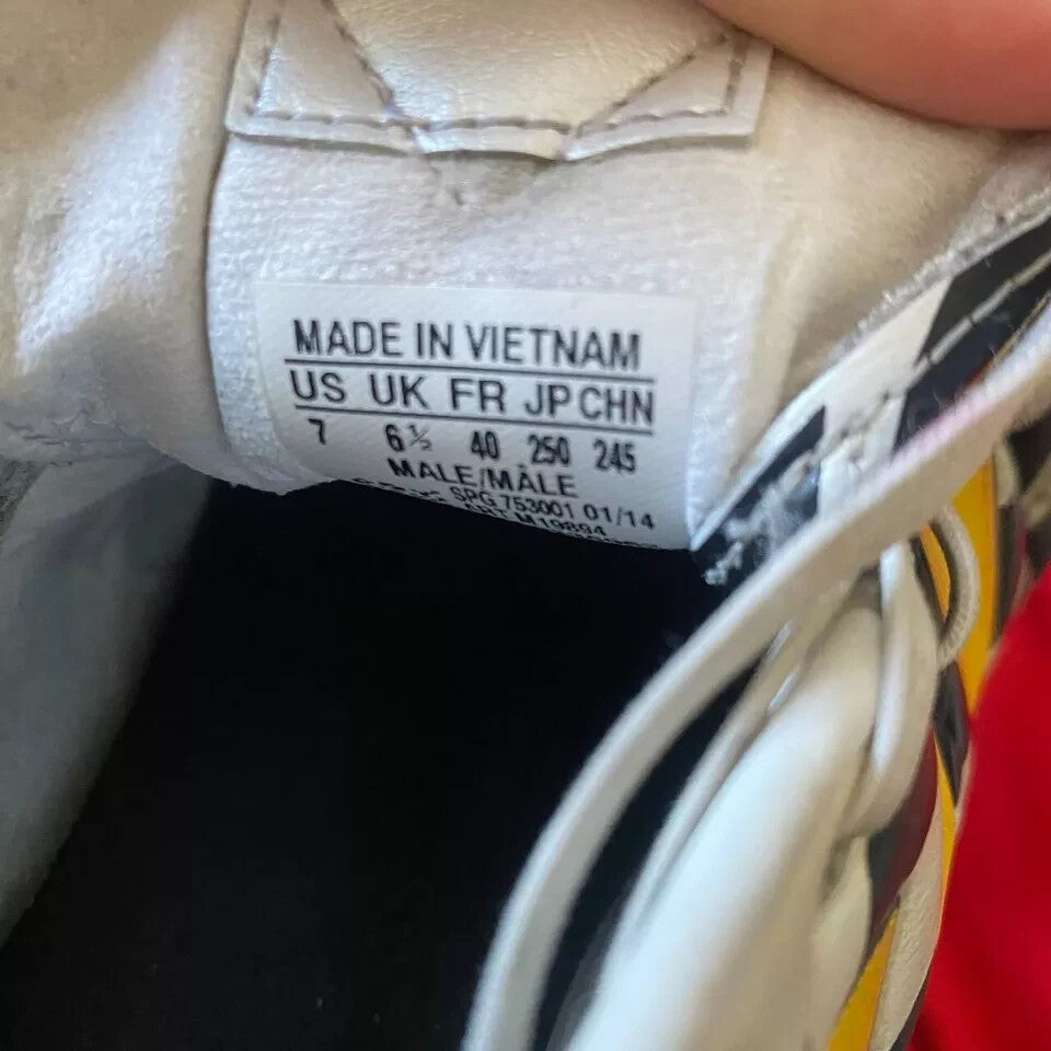 6973829