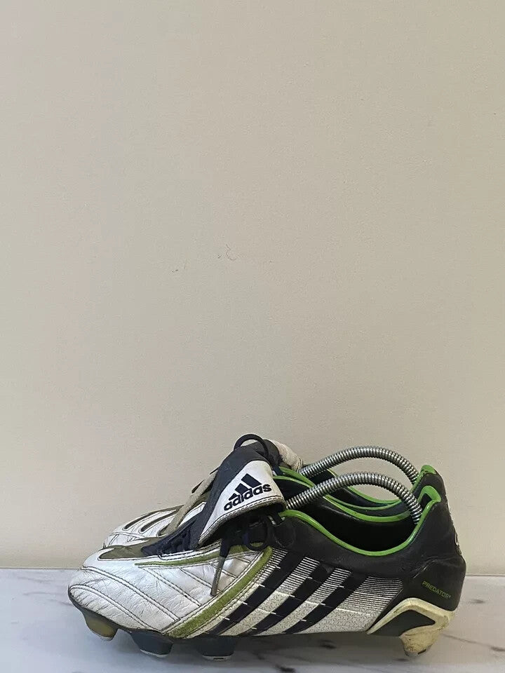 6973678