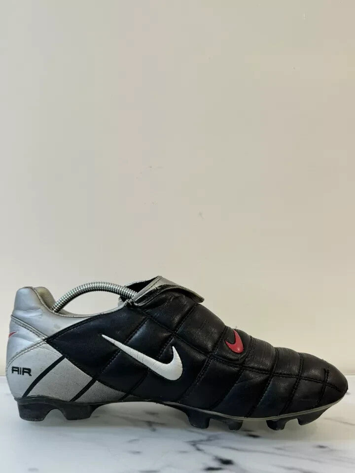 6973800